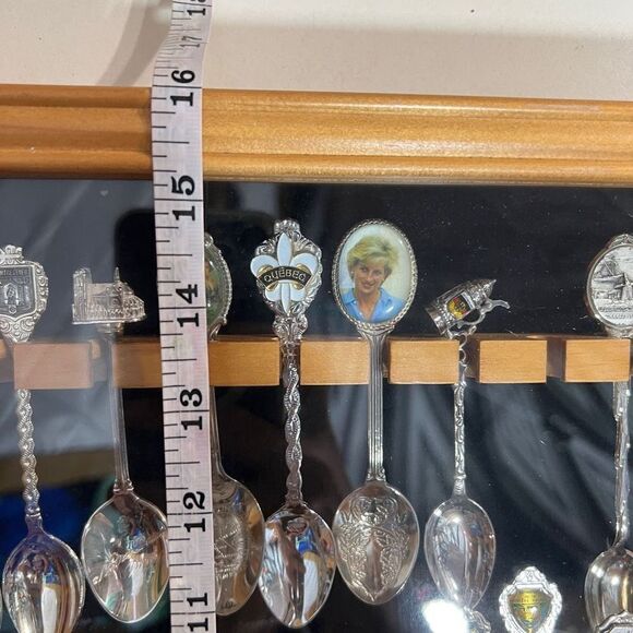 36 Spoon Glass Display Case Cabinet Holder
Rack Shadow Box 34 Spoons included - Picture 6 of 16